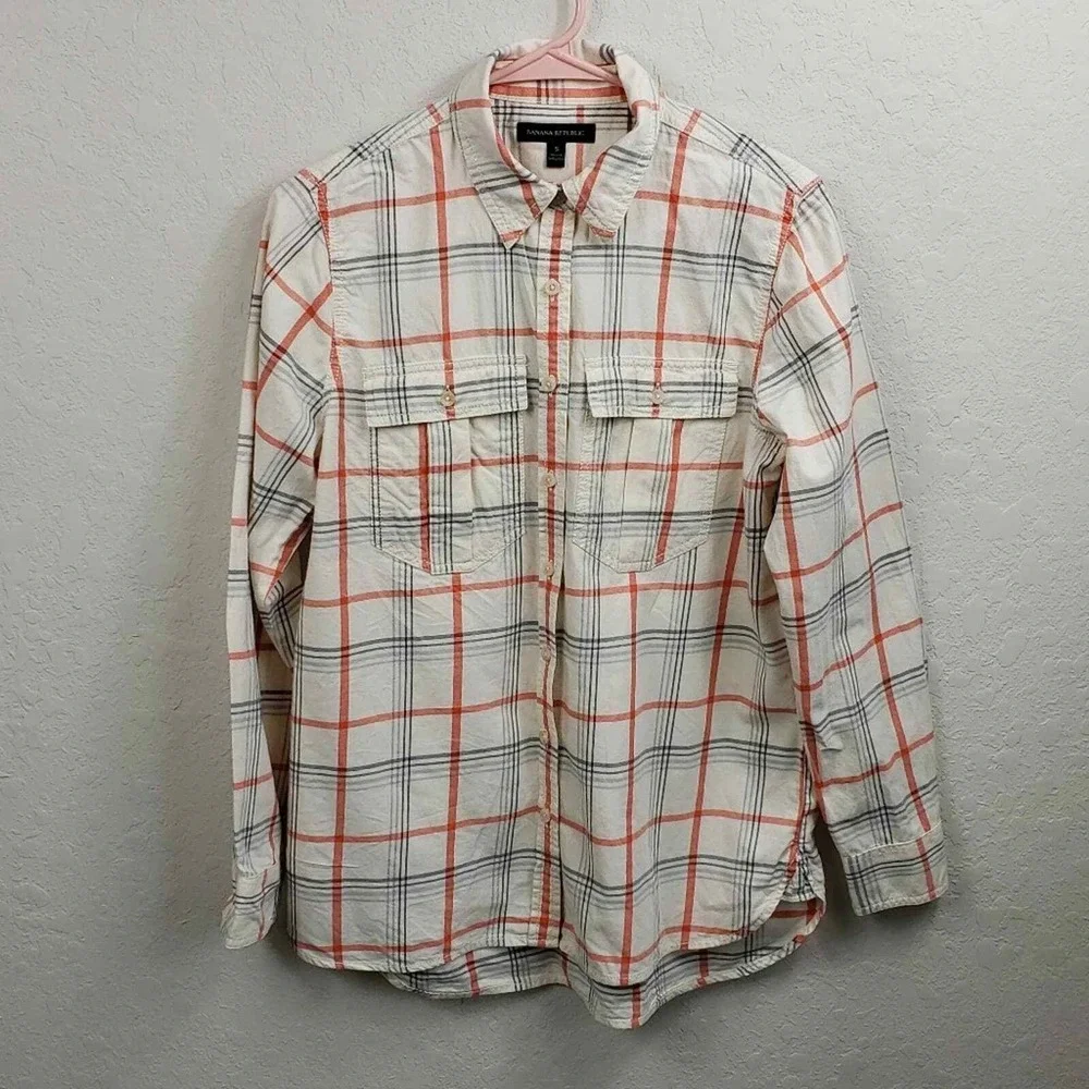 Banana Republic Men's‎ Plaid Button Down Shirt Size S Cream Red Gray Long Sleeve